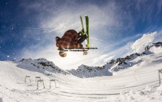 球探体育-世体透露巴萨与瓦伦西亚对决或移师克鲁伊夫球场，VAR设备部署成关键环节