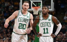 球探体育-奥萨苏纳门将坦言，赛程推迟本已敲定，声援同行是职业本分